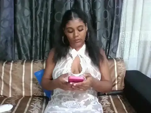 Lilmisskay18 online show from August 5, 4:02 pm