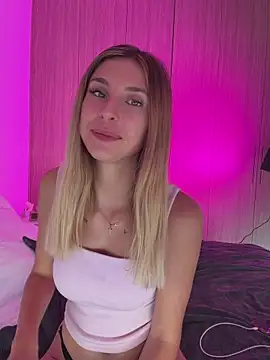 emma05 online show from June 30, 6:13 am