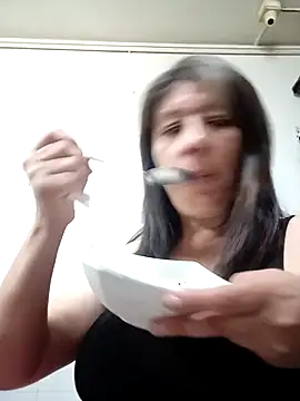 carolina linarez69 online show from June 2, 8:43 pm