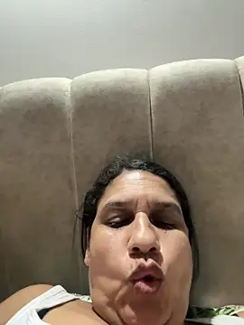 siri duque online show from April 6, 2:44 am