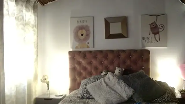 CelessteRedds online show from March 6, 2:12 pm