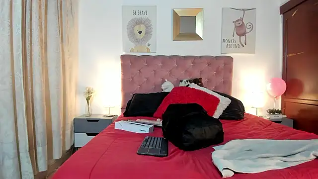 CelessteRedds online show from March 27, 12:06 pm