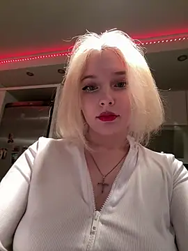 XMelissaX online show from April 17, 11:18 pm