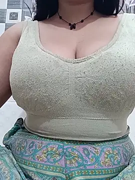 cute-mahek online show from May 29, 8:51 pm