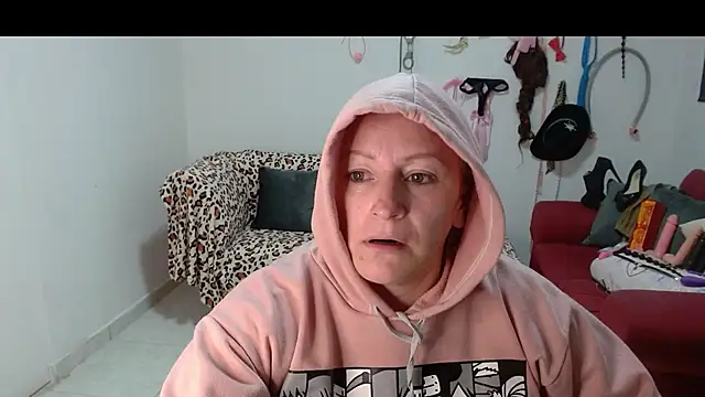 emperabigbootybigass online show from March 30, 12:16 pm