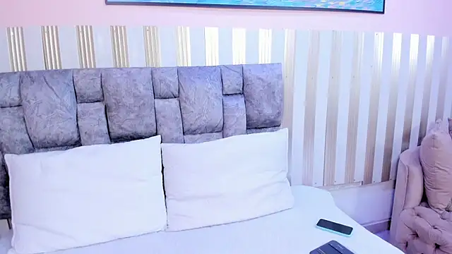 nova lane online show from March 25, 8:45 pm