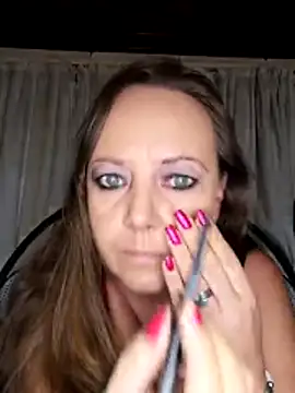 Kimmyb777 online show from April 3, 5:55 pm