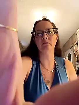 LotusRoyalty online show from April 13, 3:30 am