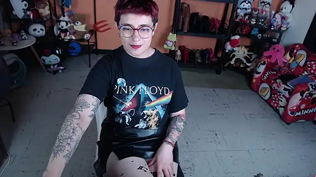 MissMiia2 online show from May 28, 1:09 pm