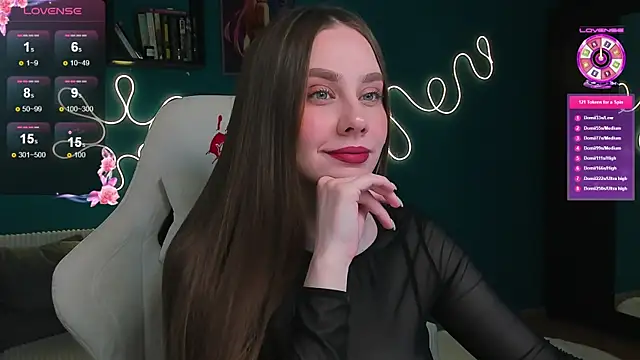 katie taylorr online show from August 7, 11:45 pm