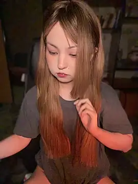 lalallalalaa- online show from April 18, 3:14 pm