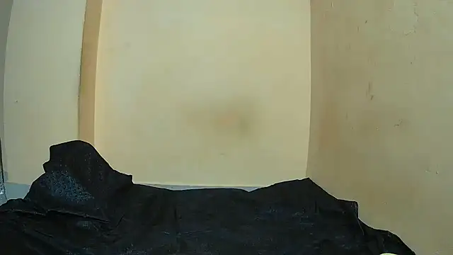 callmeshreya online show from March 15, 6:48 am