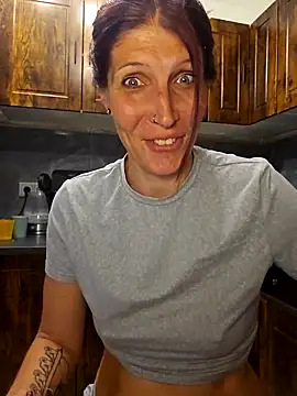 Lenchen  online show from April 11, 8:12 pm