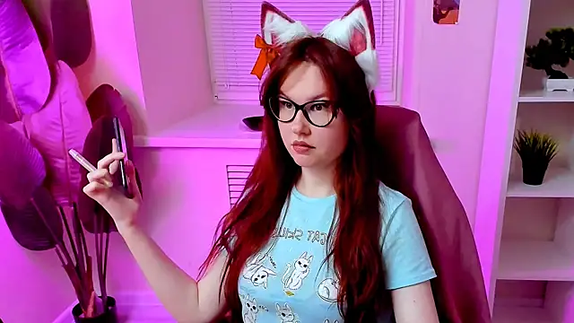 CarolGiggly online show from April 15, 12:55 am