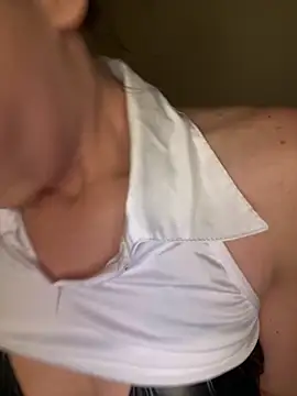 SweetSolez online show from April 9, 9:31 pm