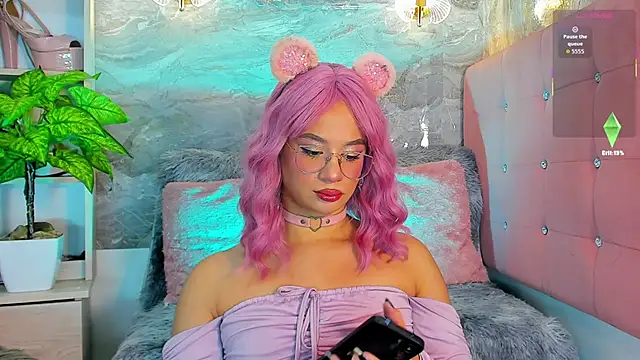 taylorbunny x online show from March 20, 9:36 am