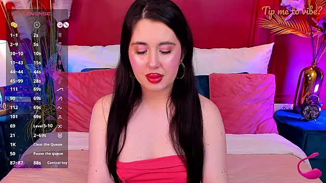 Mayzzie online show from April 18, 7:18 pm