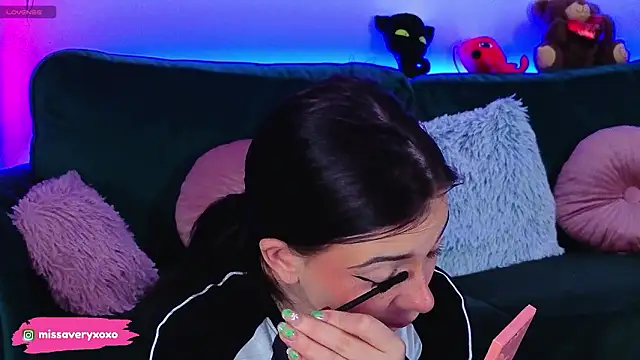 Avery-- online show from March 24, 12:05 am