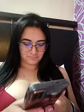 Hanna Kinsley online show from March 15, 2:02 am