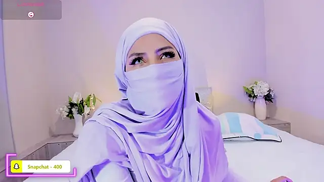 naomiii   online show from April 15, 12:39 pm