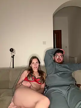 MrAndMrsSavage online show from April 19, 8:33 pm