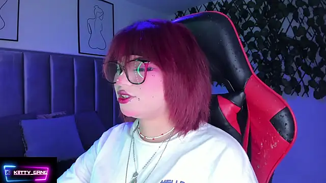 Kitty Gang online show from October 2, 3:00 am