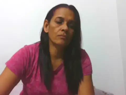 latinbrunettet online show from January 7, 1:14 pm