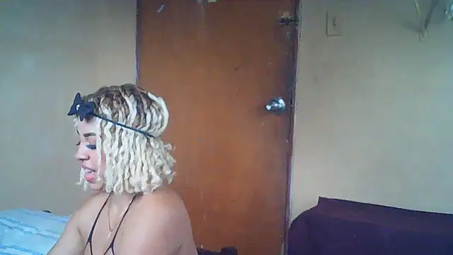 Lucy White   online show from March 14, 8:32 pm