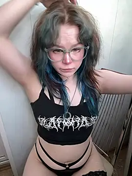 MaddisonHaas online show from June 16, 4:19 pm