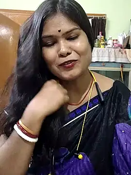 yoursweety09 online show from May 26, 2:38 pm