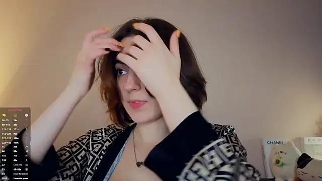 DracosMoon online show from April 15, 7:20 am