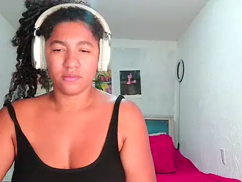 bellacrespalatina online show from April 14, 7:47 pm