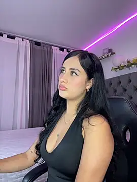 Amiirra  online show from December 2, 2:46 am