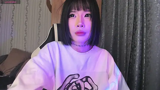 Velvetsky 1 online show from March 4, 5:30 pm