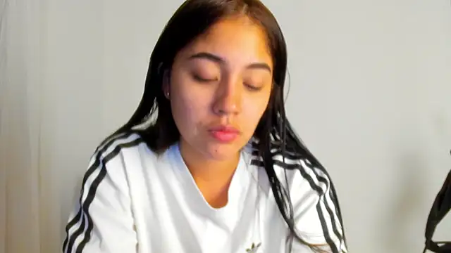 AriaMontgomery online show from August 7, 4:41 am