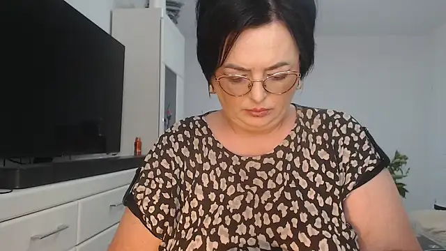 Amandamuller1982 online show from May 23, 3:43 pm