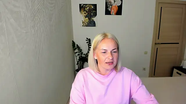 Alicee Gracee online show from June 30, 7:35 pm