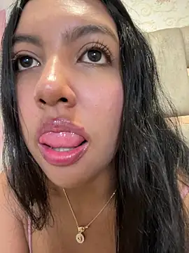 nicole fisherr online show from July 28, 10:31 pm