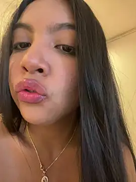 nicole fisherr online show from July 29, 10:32 pm