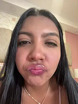 nicole fisherr online show from July 21, 10:10 pm