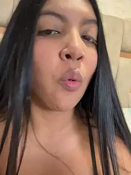 nicole fisherr online show from July 1, 9:58 pm