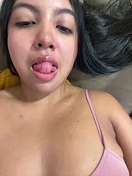 nicole fisherr online show from March 18, 6:40 am