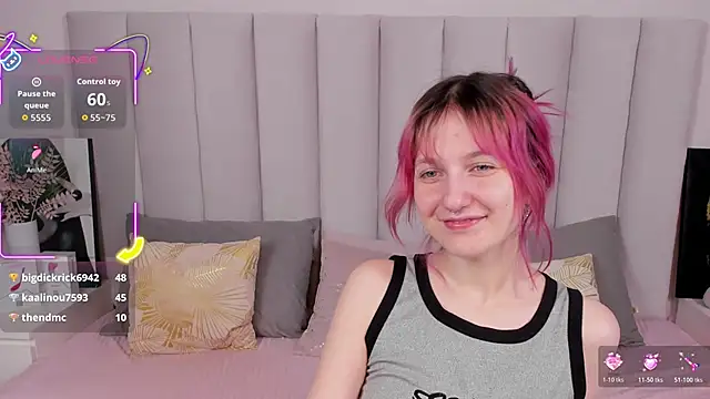 MiaKarlos online show from March 9, 2:15 am