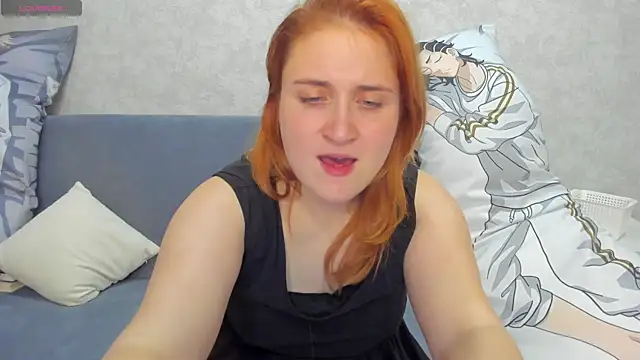 Miss Elsa  online show from May 17, 3:11 pm