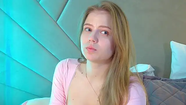 SelinSwarovski online show from March 16, 3:38 pm