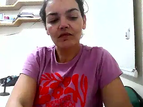 BetinaDiniz online show from November 3, 2:37 am