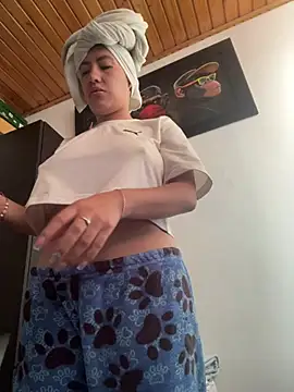 Sofi hot 4m online show from March 3, 3:40 pm