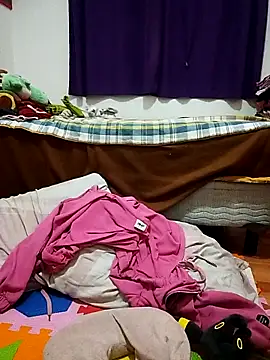 littledoll juicy online show from April 9, 12:35 am