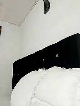 ElizabethWeil online show from April 8, 2:30 pm