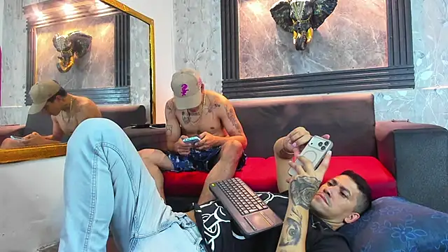 Duodreamhot online show from July 12, 4:57 am